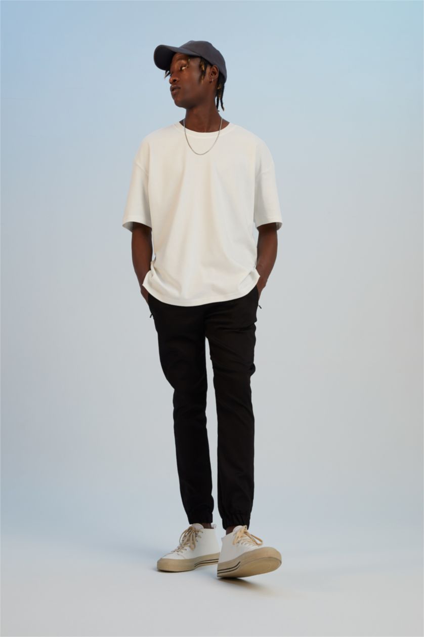 Erkek Kırık Beyaz Oversıze Kısa Kollu Tişört