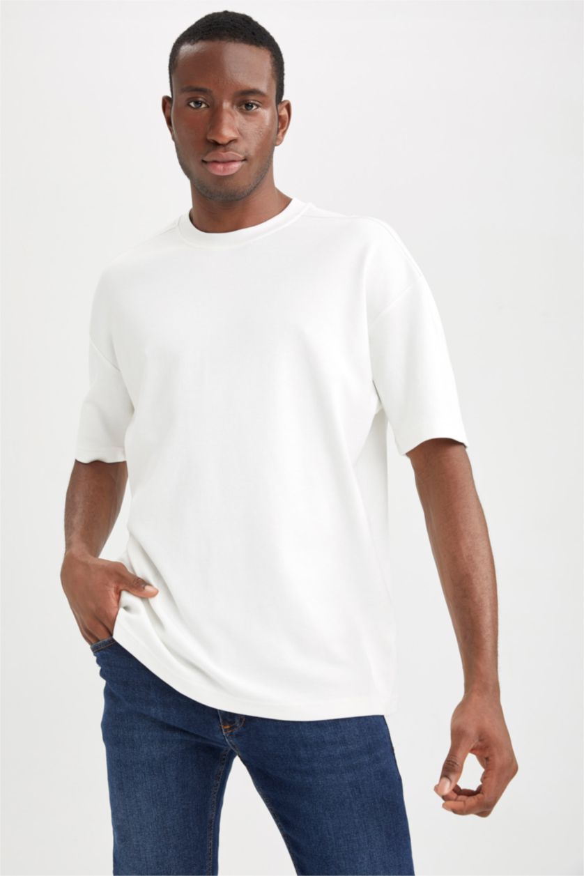 Erkek Kırık Beyaz Oversıze Kısa Kollu Tişört