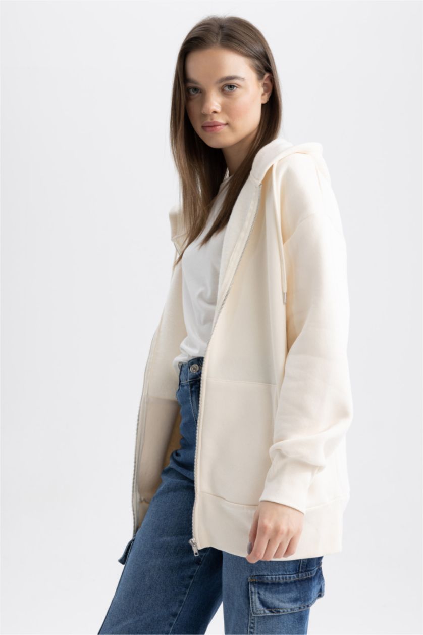 Woman Ecru Oversize Fit Hooded Thick Fabric Cardigan