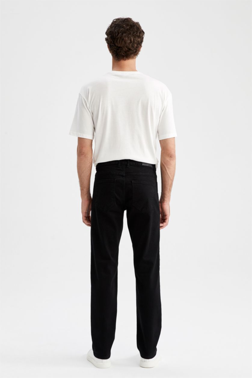 Erkek Siyah Regular Fıt Pantolon