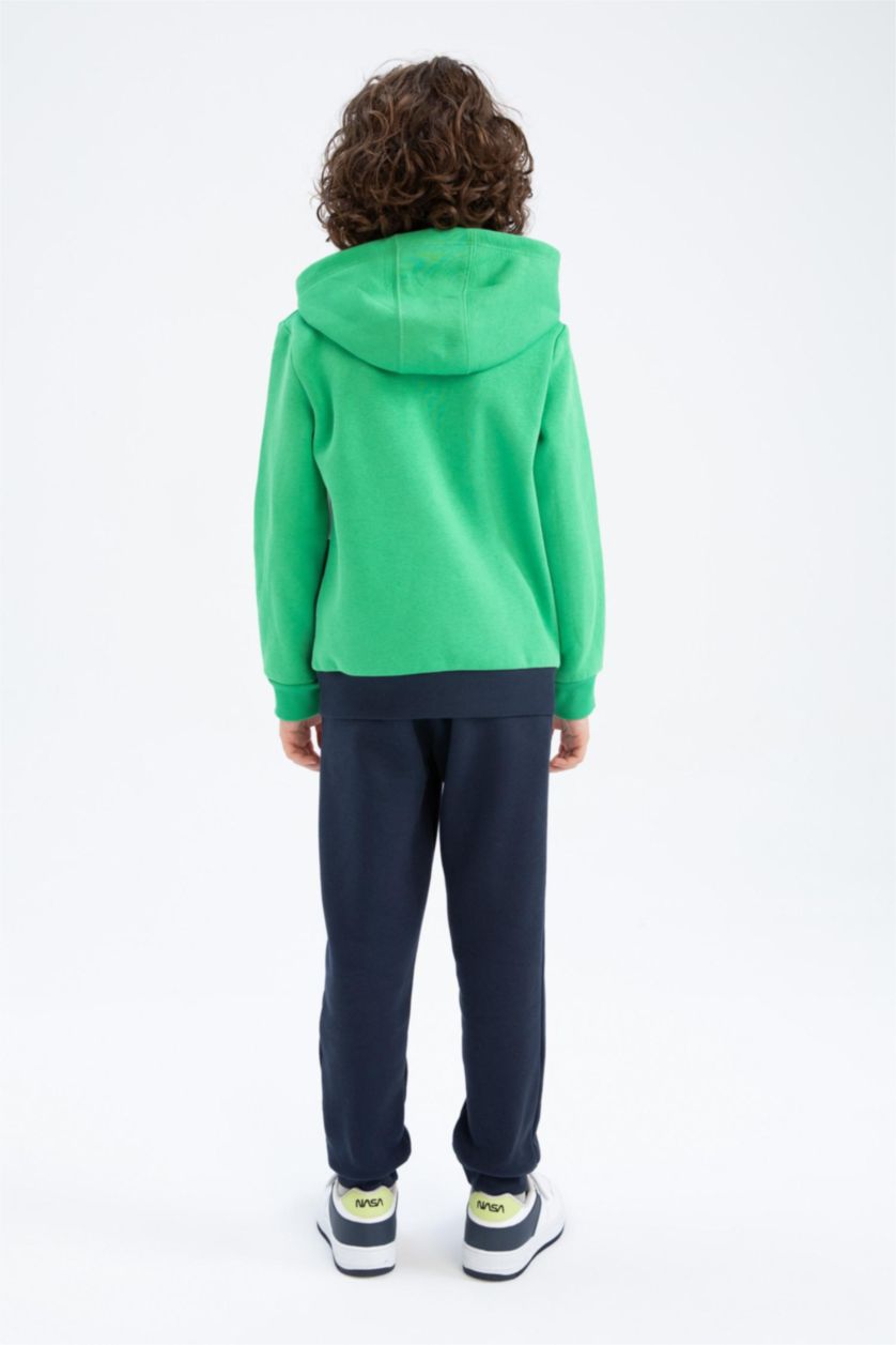 أولاد أخضر طقم ولادي بغطاء للرأس - قطعتين