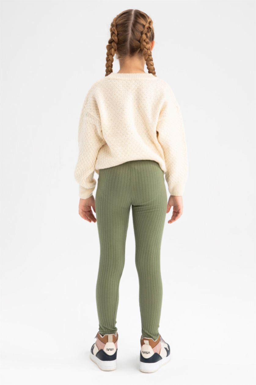 GIRLS & TEENS Green Girl Leggings