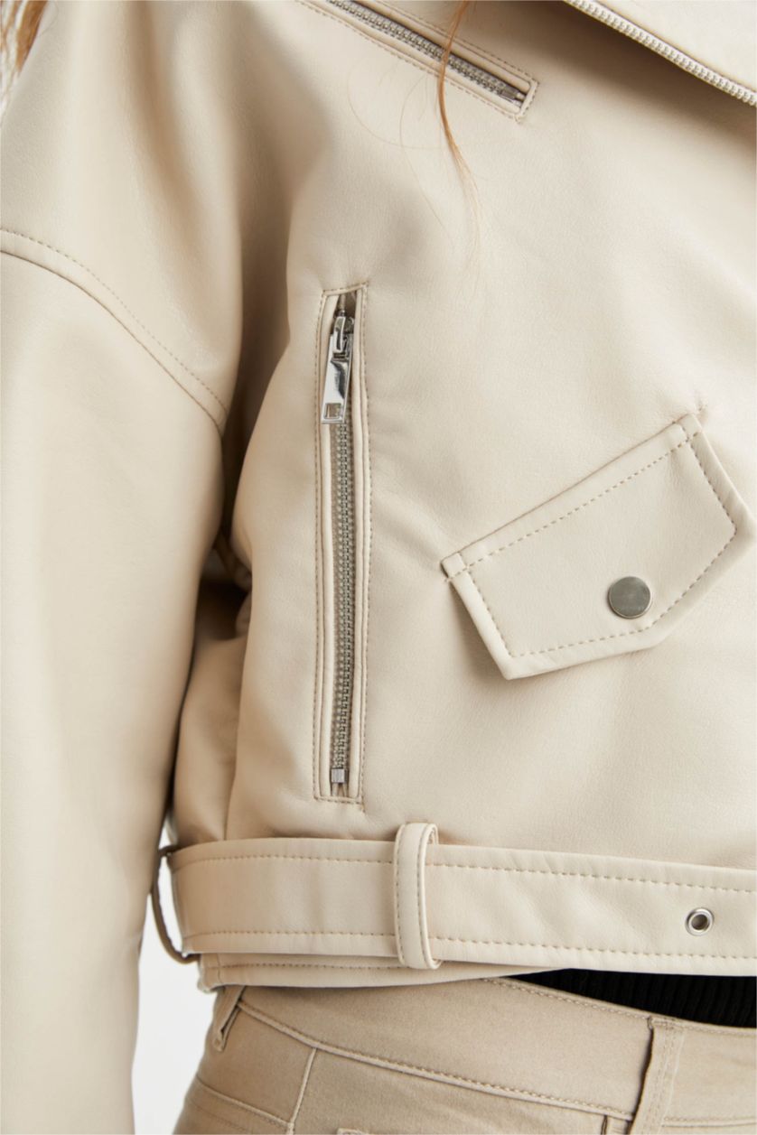 Kadın Kum Relax Fit Kemer Detaylı Su İtici Suni Deri Ceket