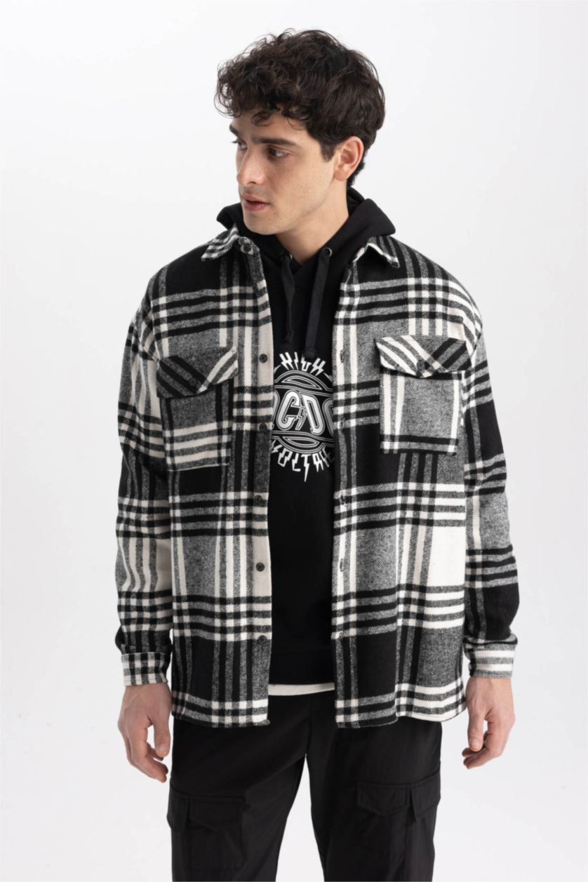 رجال أسود قميص كاروهات كم طويل قصة مريحة