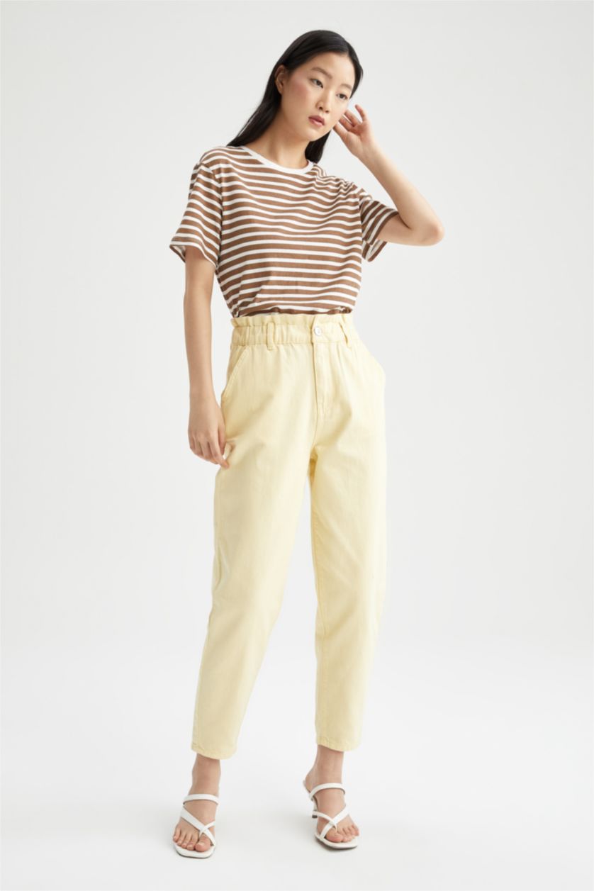 FEMME Beige Defacto Fit Pantalon palazzo large en viscose à motifs floraux