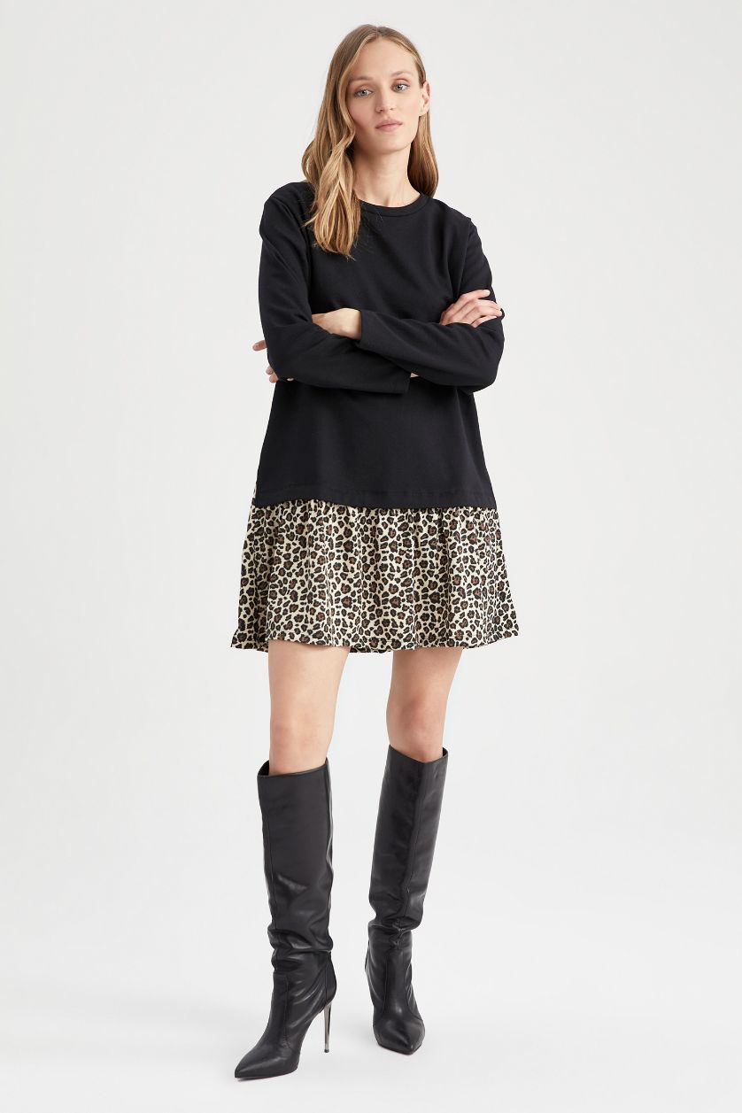 Woman Vison Patterned Flounce Skirt Detail Sweat Dress