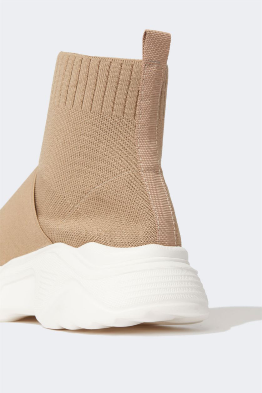 Kadın Nude Kadın Çorap Bot Tipi Yüksek Tabanlı Crop Spor Ayakkabı