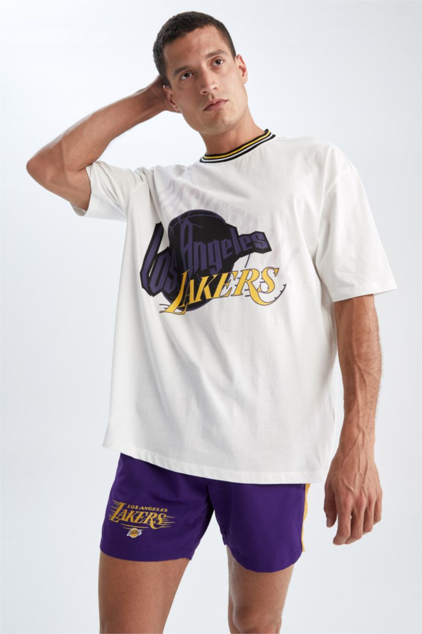 MAN Ecru NBA Los Angeles Lakers Licensed T-Shirt