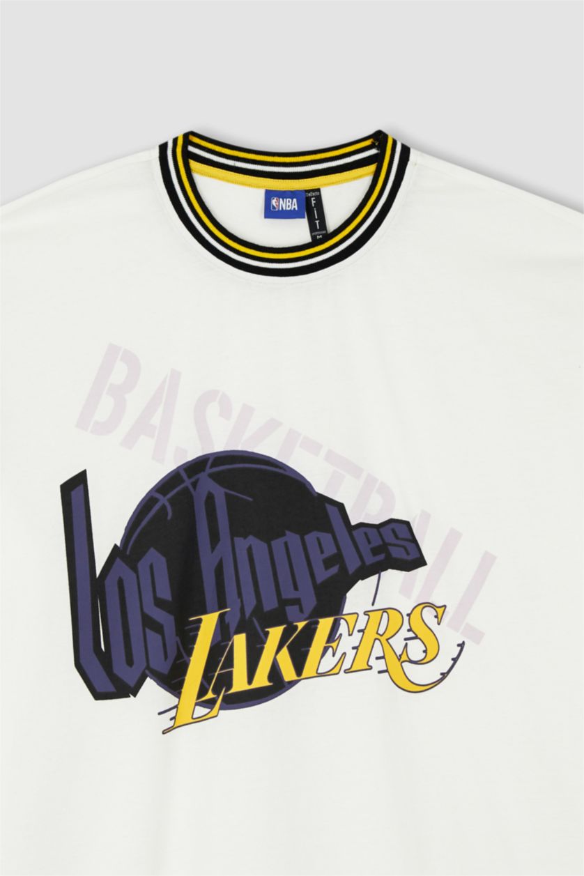 MAN Ecru NBA Los Angeles Lakers Licensed T-Shirt