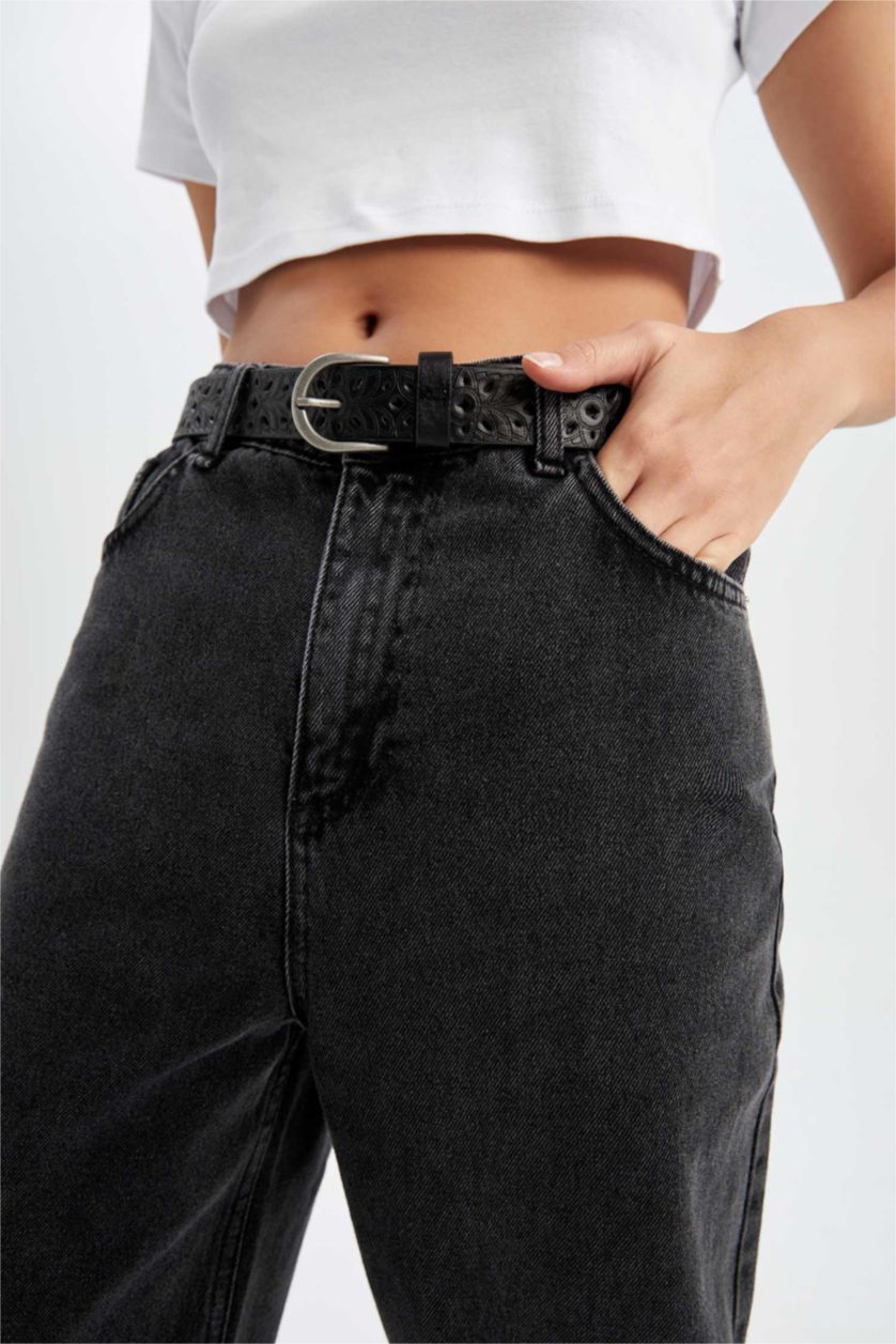 WOMAN Black Women's Rectangle Buckle Faux Leather Belt