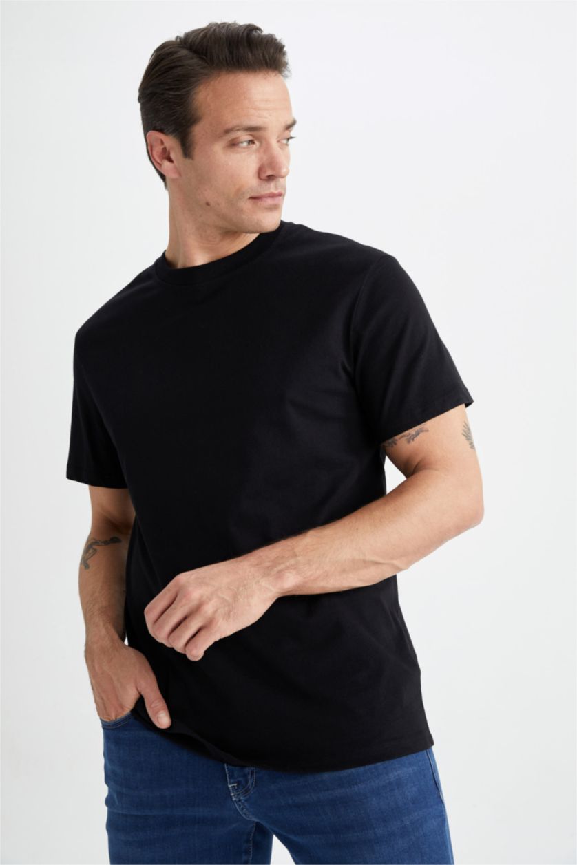 MAN Black New Regular Fit Short Sleeve T-Shirt