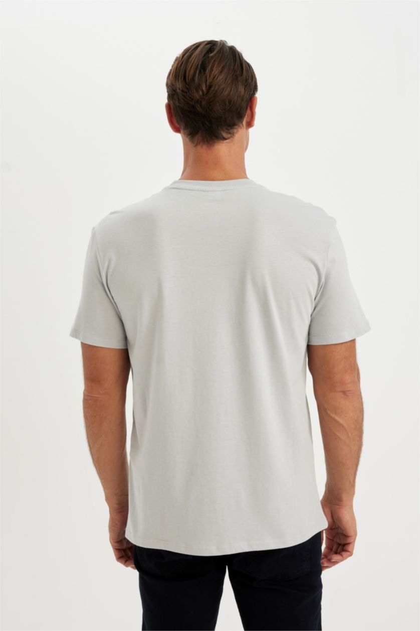 MAN Light Grey New Regular Fit T-Shirt