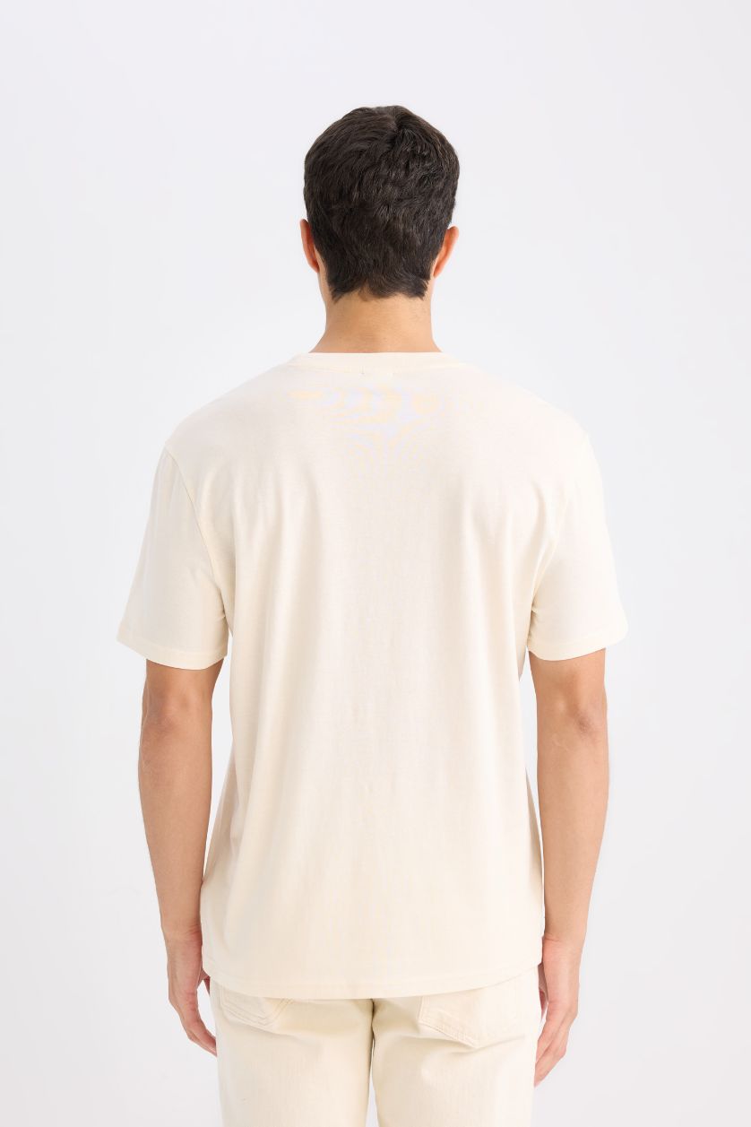 رجال بيج فاتح تيشيرت نص ردن سادة قصة عادية بياخة مستديرة