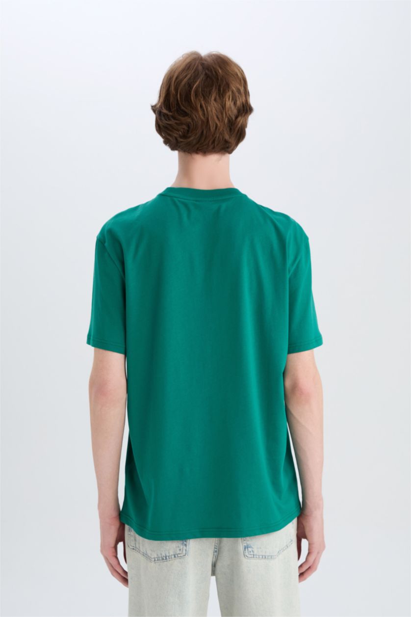MAN Green New Regular Fit Crew Neck Basic T-Shirt