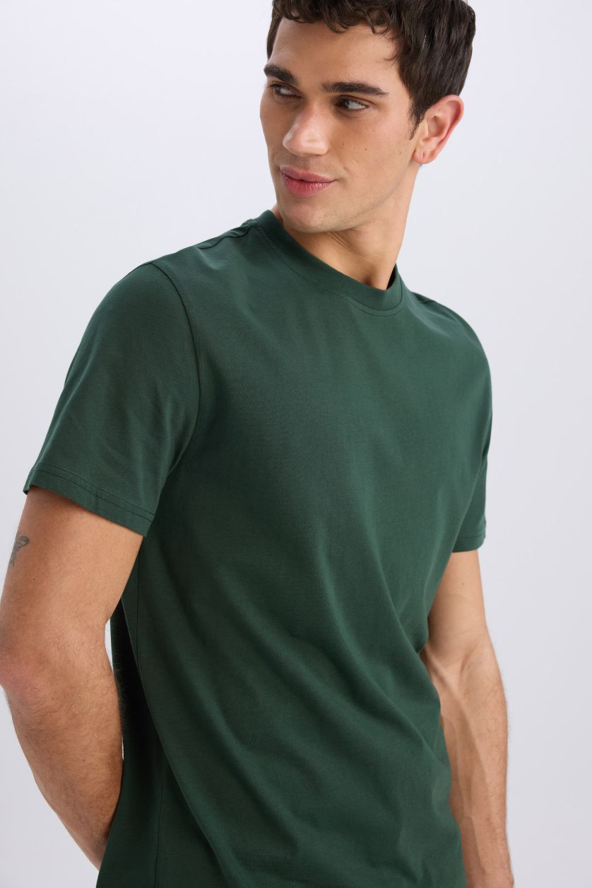 MAN Green New Regular Fit Crew Neck Basic T-Shirt