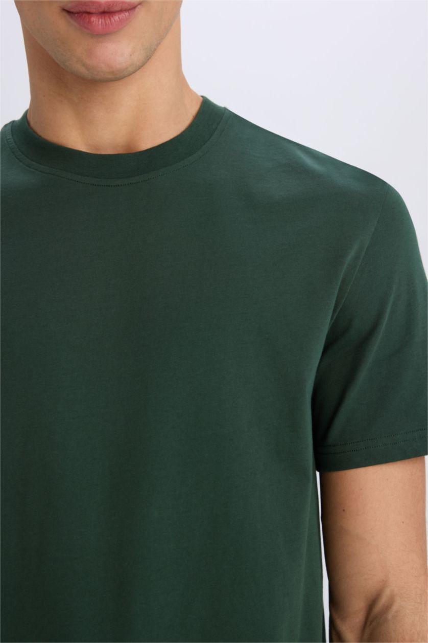 MAN Green New Regular Fit Crew Neck Basic T-Shirt