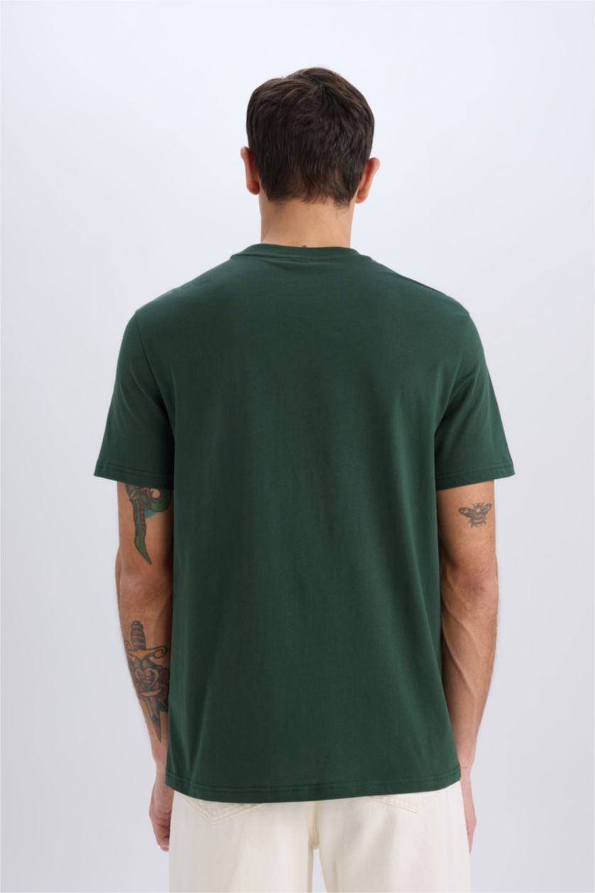 MAN Green New Regular Fit Crew Neck Basic T-Shirt
