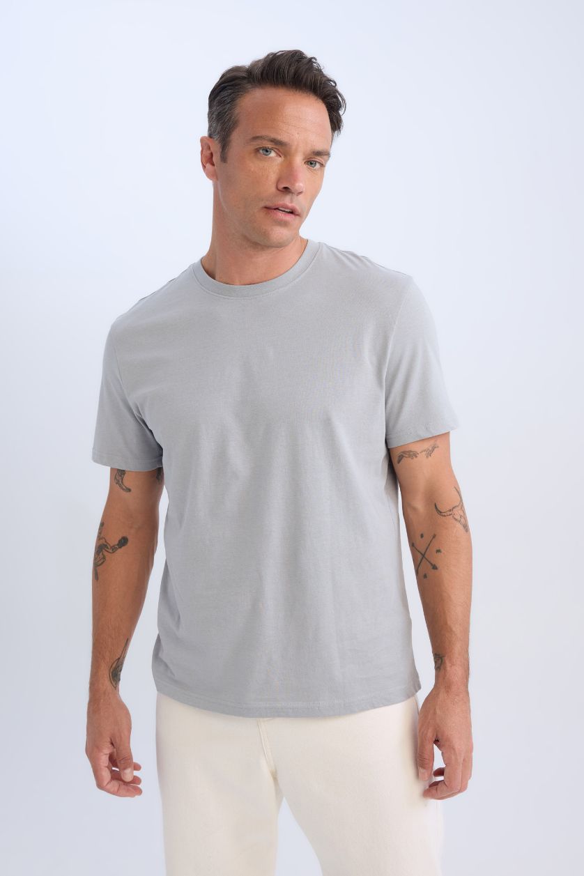 MAN Light Grey New Regular Fit Crew Neck Basic Short Sleeve T-Shirt