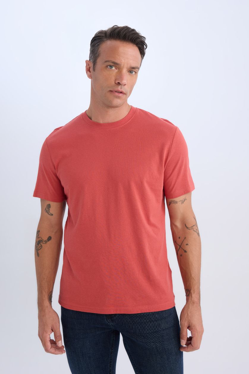 MAN Red New Regular Fit Crew Neck Basic Short Sleeve T-Shirt