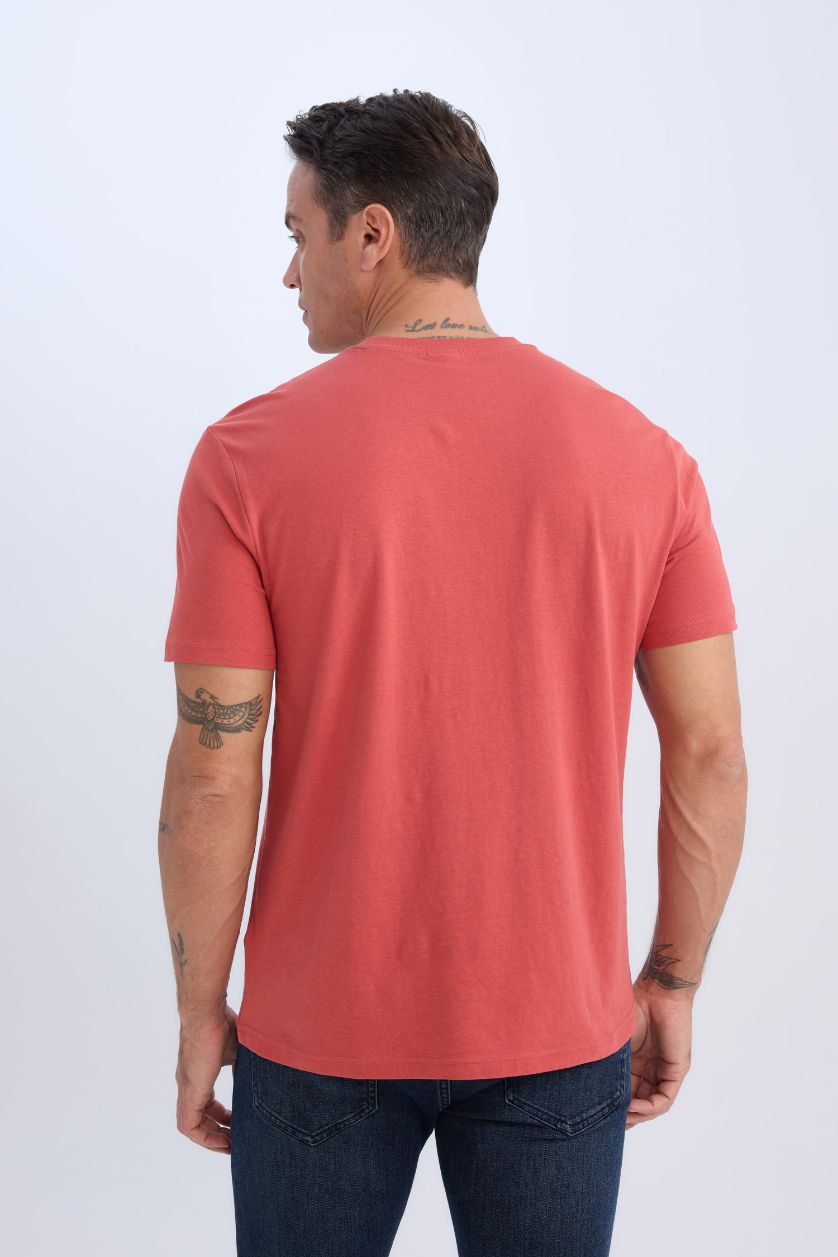 MAN Red New Regular Fit Crew Neck Basic Short Sleeve T-Shirt