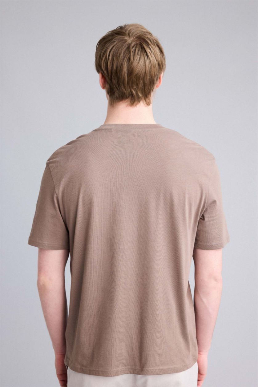 Erkek Açık Kahve New Regular Fıt Kısa Kollu Tişört