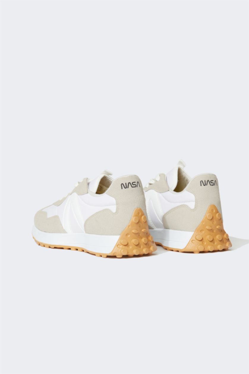 Мужчины Кремовый Мужские кроссовки на высокой подошве на шнуровке