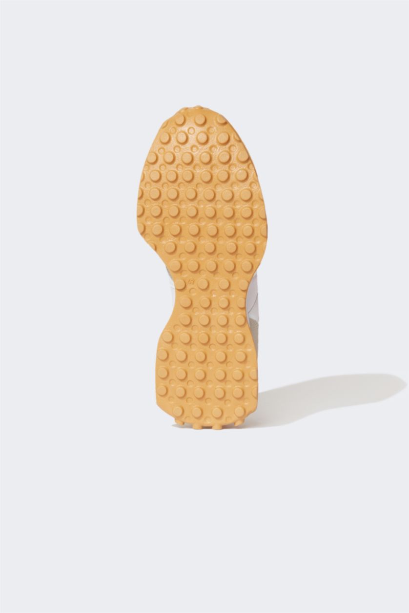 Мужчины Кремовый Мужские кроссовки на высокой подошве на шнуровке