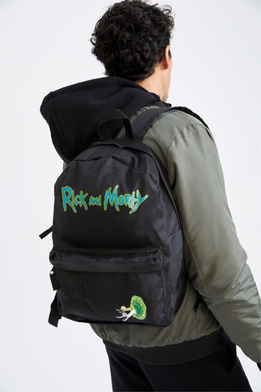 Erkek Siyah Sırt Çantası