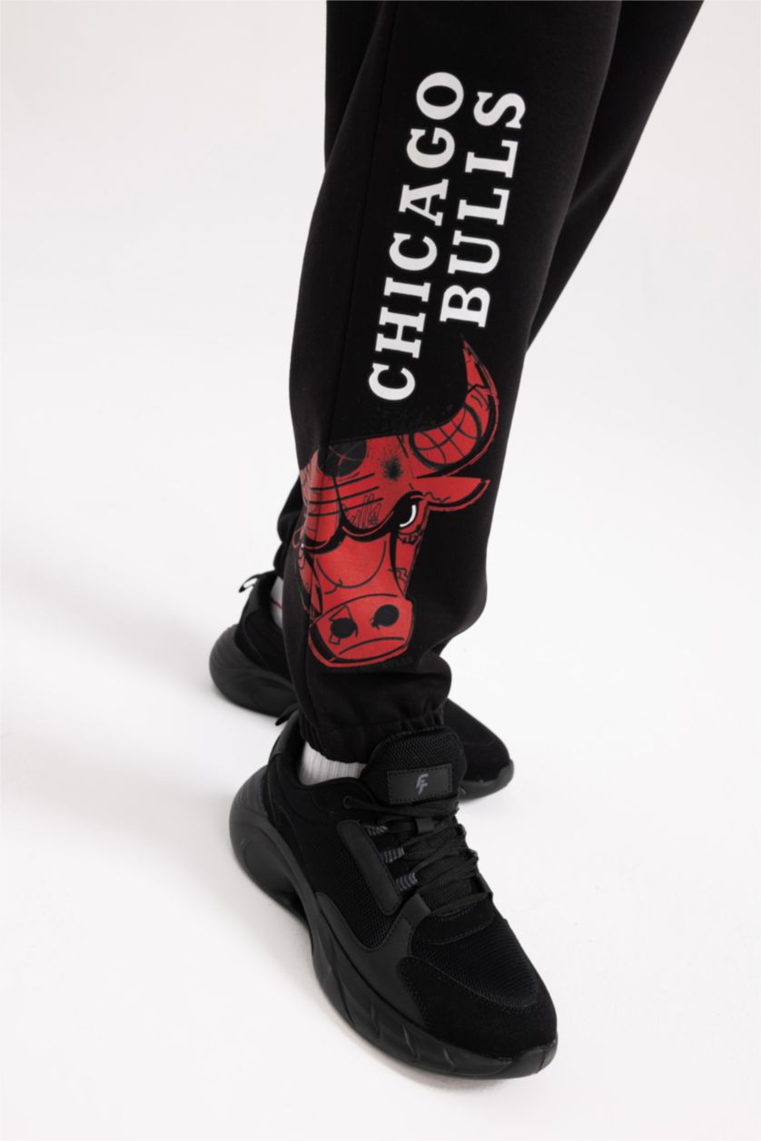 MAN Black DeFactoFit NBA Chicago Bulls Oversize Fit Jogger Sweatpants