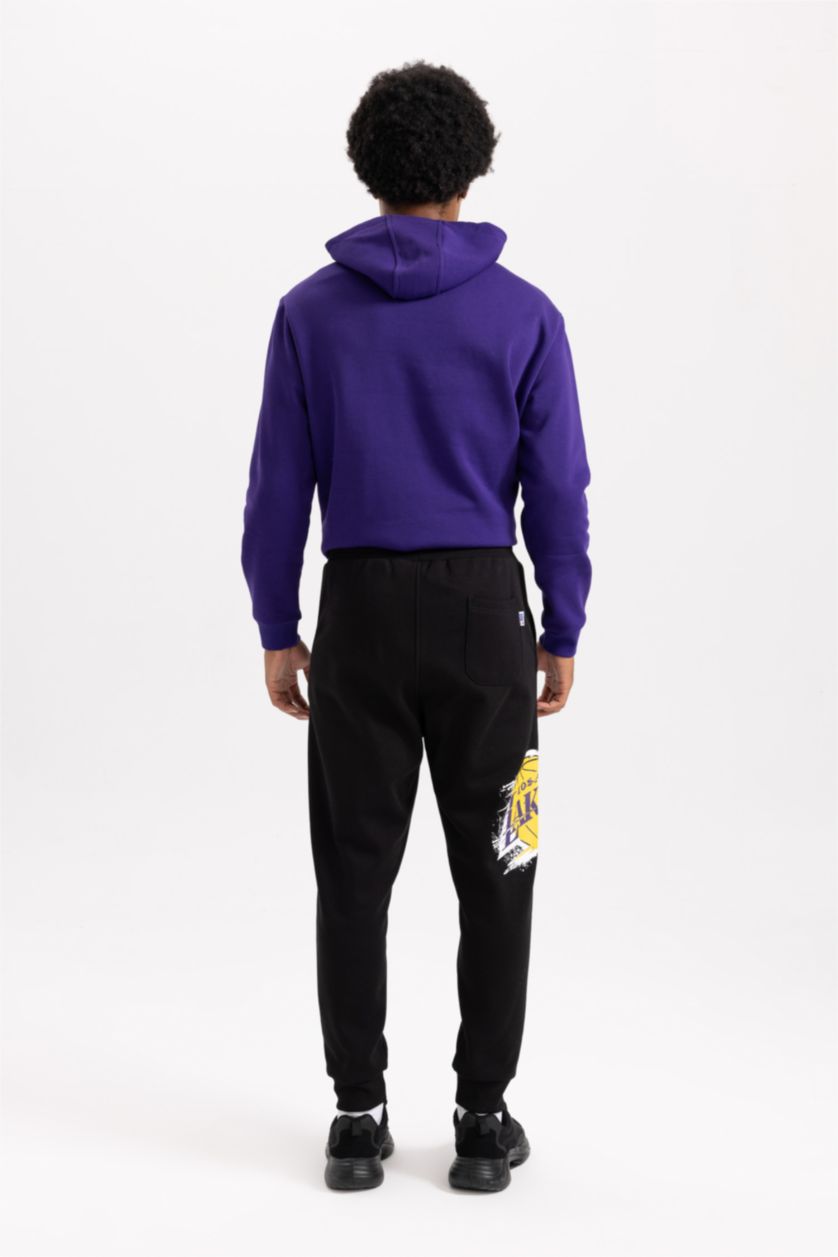 Erkek Siyah DeFactoFit NBA Los Angeles Lakers Jogger Eşofman Altı Regular Fit Cepli Beli Bağcıklı Lastikli Paça