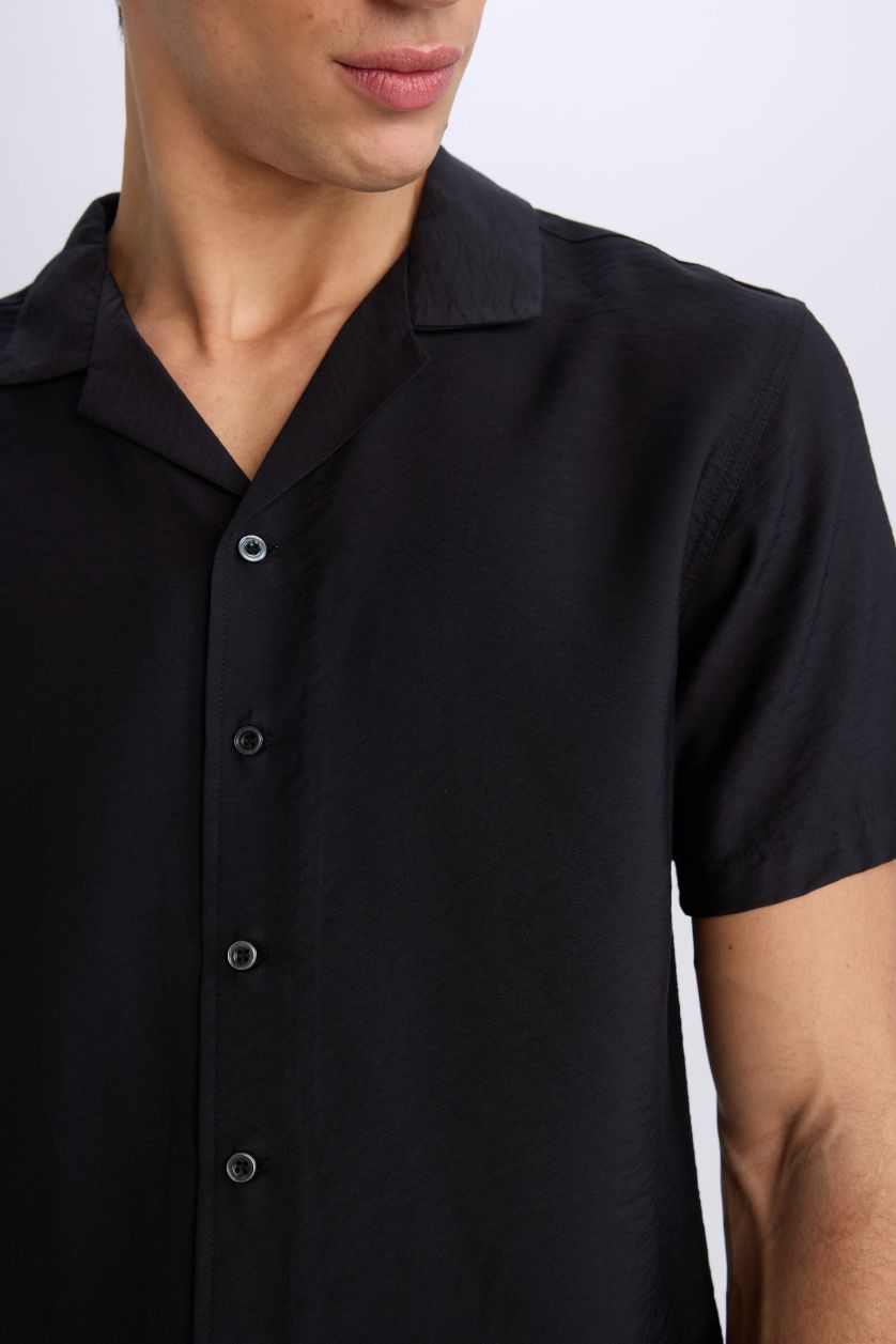 Man Black Modern Fit Summer Polo Neck Basic Aerobin Shirt