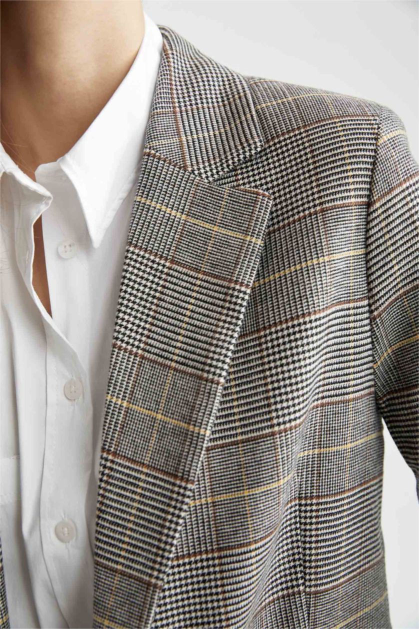 WOMAN Beige Checked Flap Pocket Regular Fit Blazer
