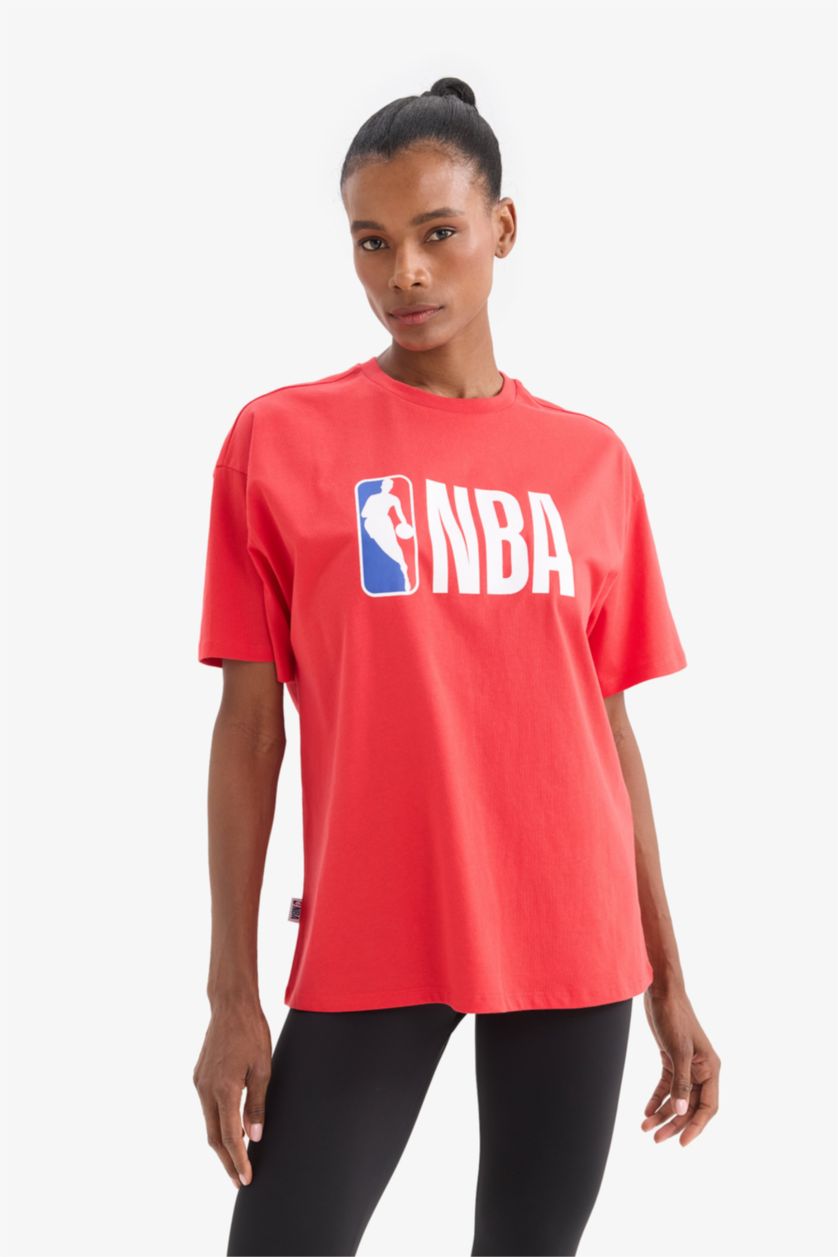 Kadın Kırmızı %100 Pamuk NBA Wordmark Oversize Tişört
