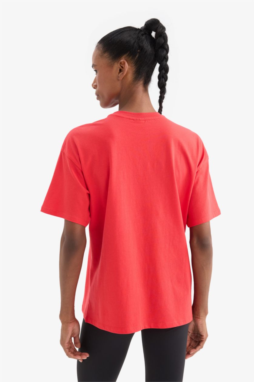 Kadın Kırmızı %100 Pamuk NBA Wordmark Oversize Tişört