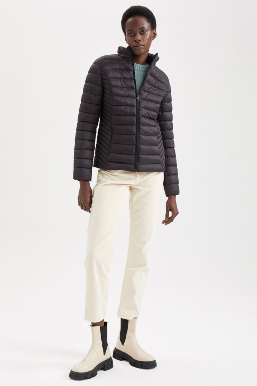 FEMME Noir Puffer Jacket