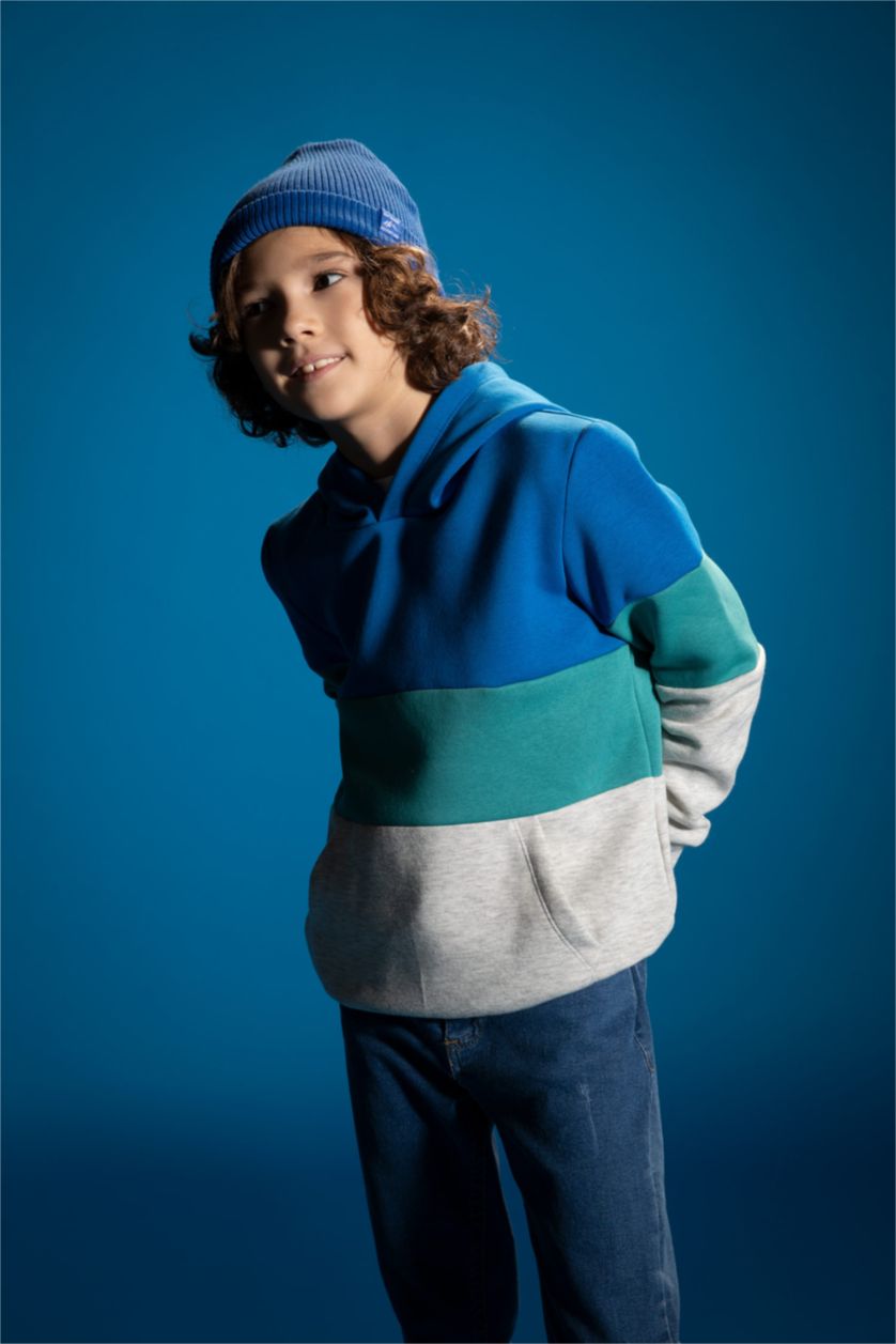 أولاد أزرق فاقع سويت شيرت ولادي بغطاء رأس