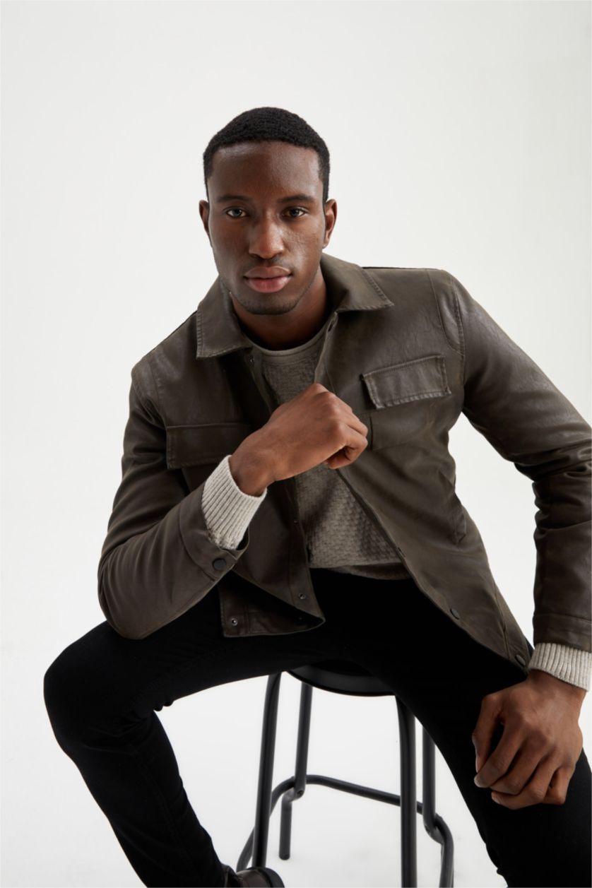 رجال بني فاتح جاكيت جلد صناعي بقصة عادية