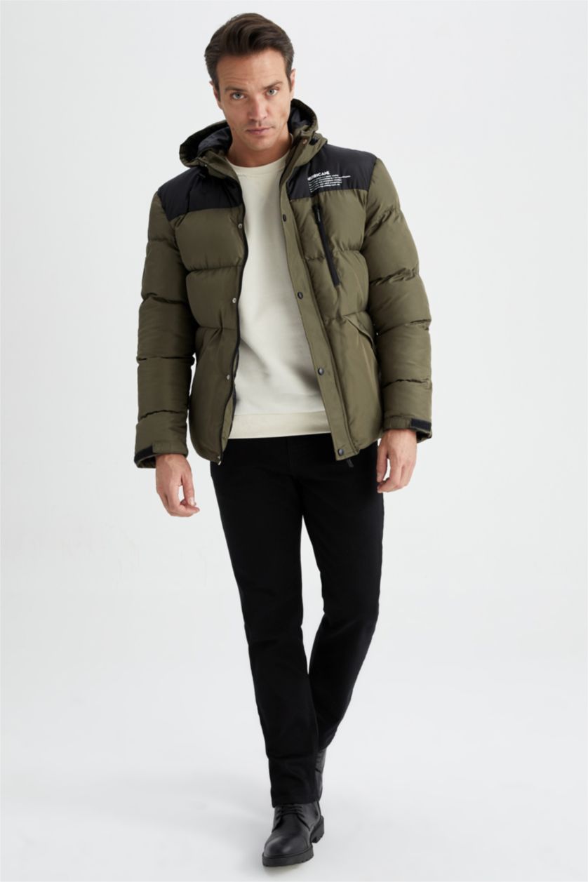 Erkek Haki Regular Fit Kapüşonlu Polar Astarlı Su İtici Şişme Mont