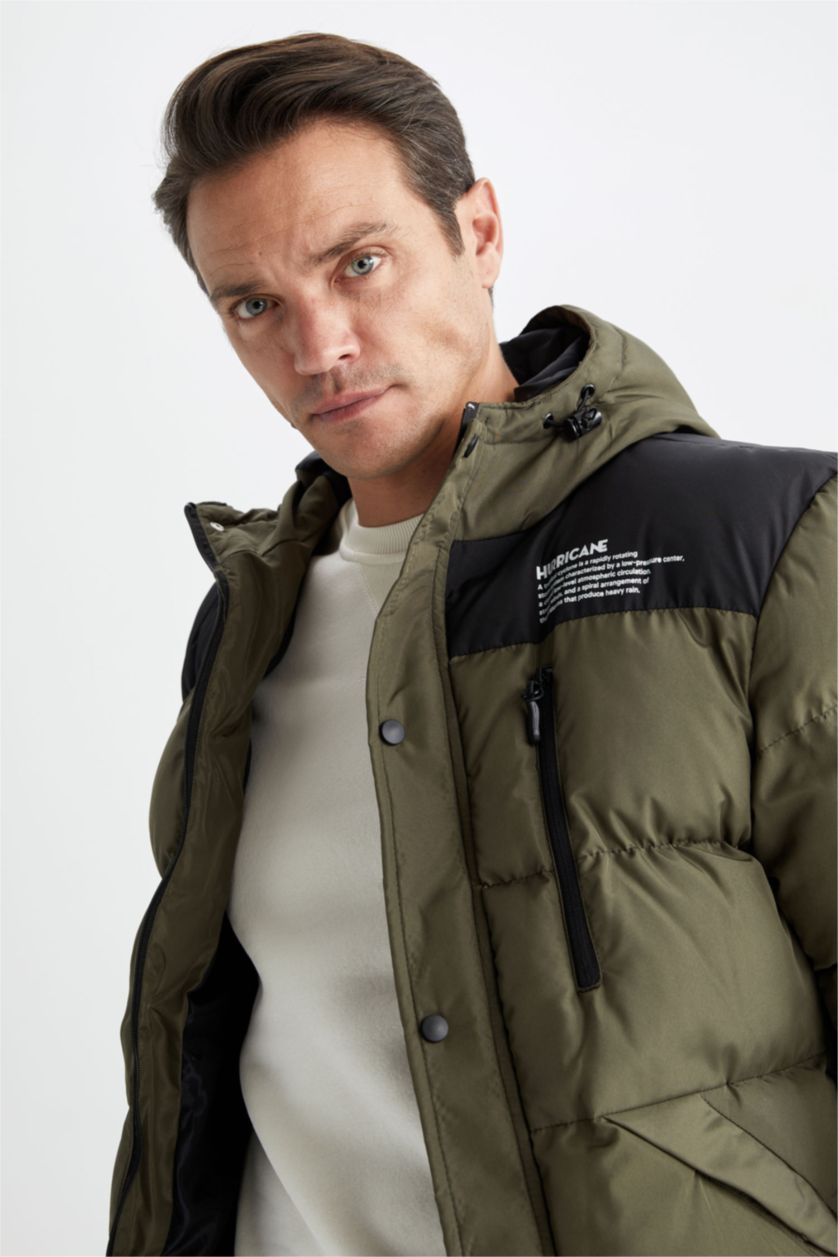 Erkek Haki Regular Fit Kapüşonlu Polar Astarlı Su İtici Şişme Mont