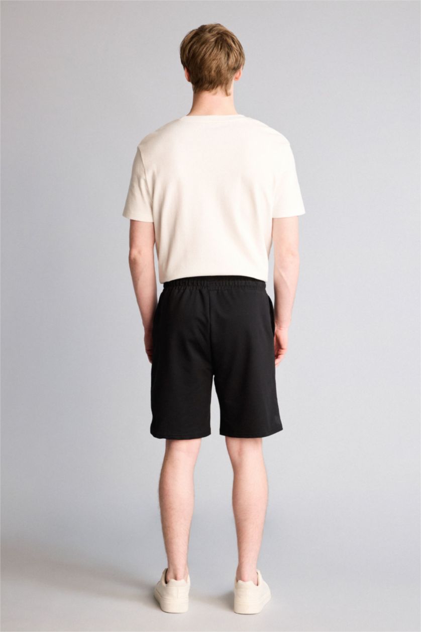 Erkek Siyah Regular Fıt Sweatshirt Kumaşı Şort