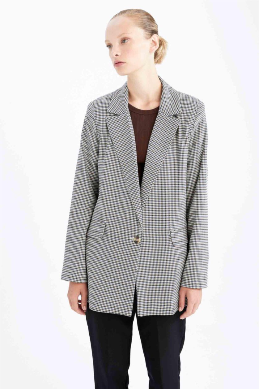 Kadın Bej Regular Fit Kareli Tek Düğmeli Blazer Ceket