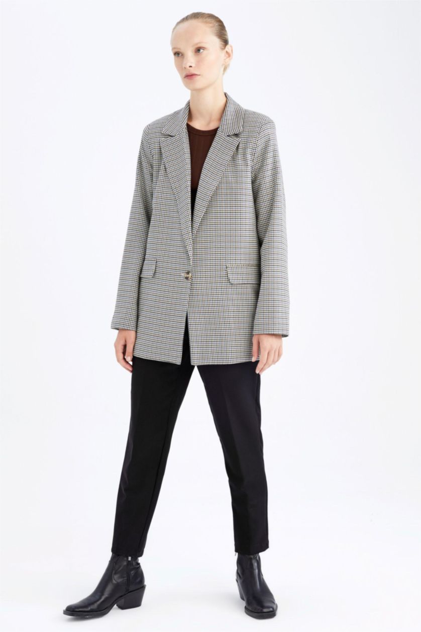 Kadın Bej Regular Fit Kareli Tek Düğmeli Blazer Ceket