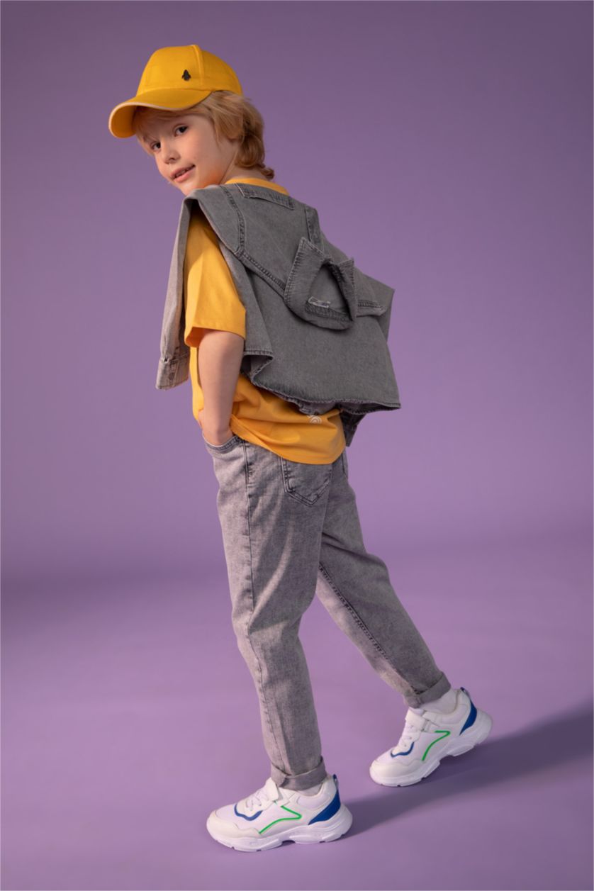 BOYS & TEENS Light Grey Boys Balloon Fit Flexible Waist Pocket Straight Leg Jeans