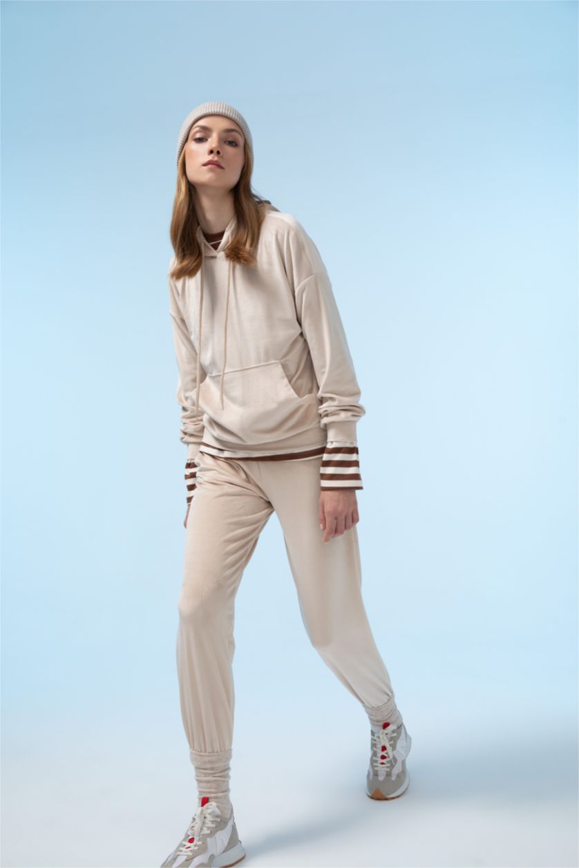 WOMAN Vison Regular Fit Hooded Basic Velvet Sweatshirt