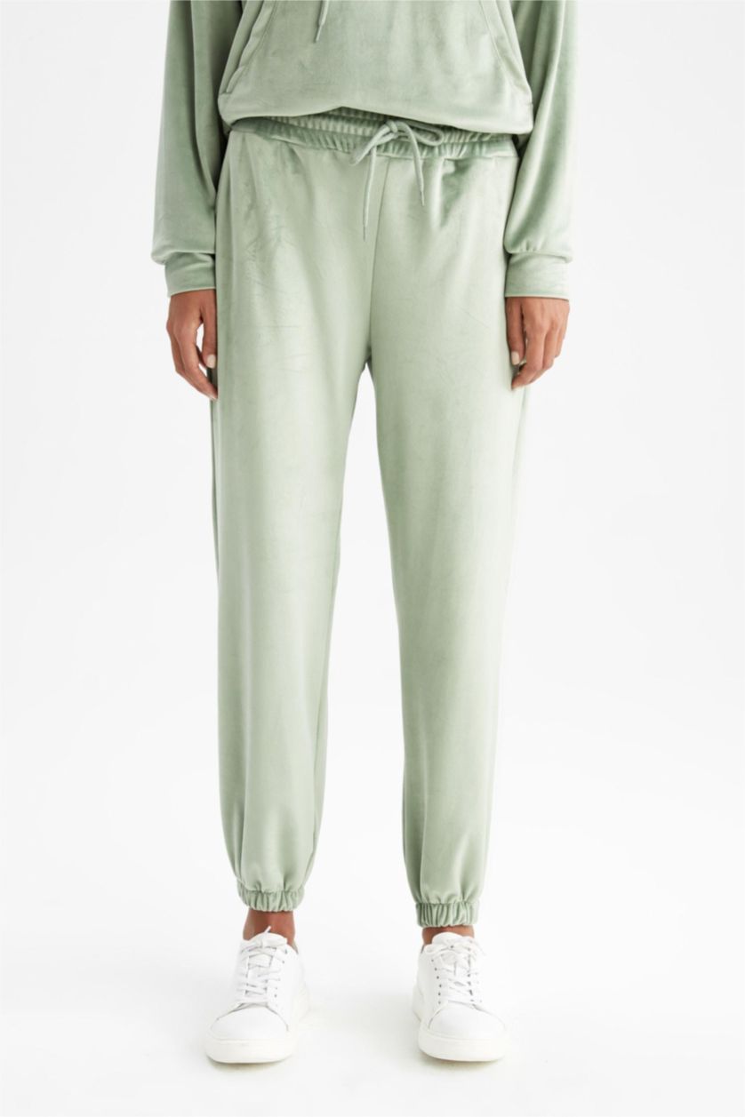 Kadın Açık Yeşil Jogger Fıt Kadife Pantolon