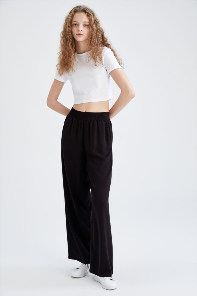 FEMME Noir Pantalon large en viscose