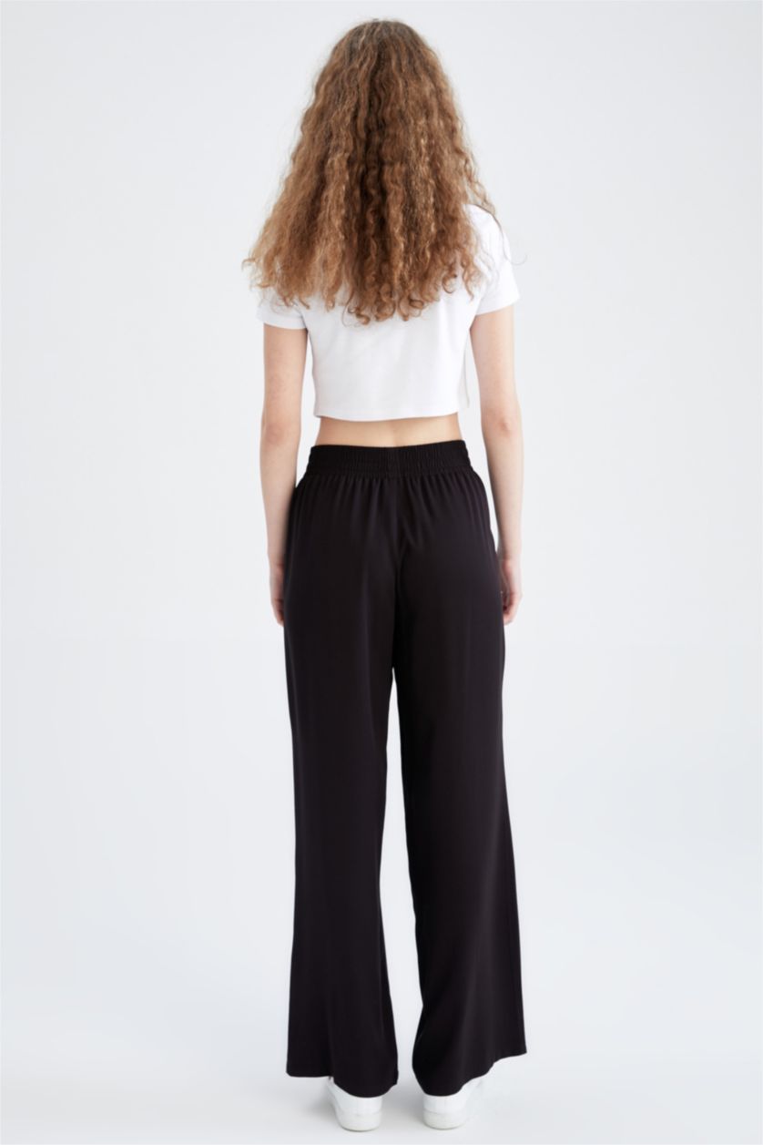 FEMME Noir Pantalon large en viscose
