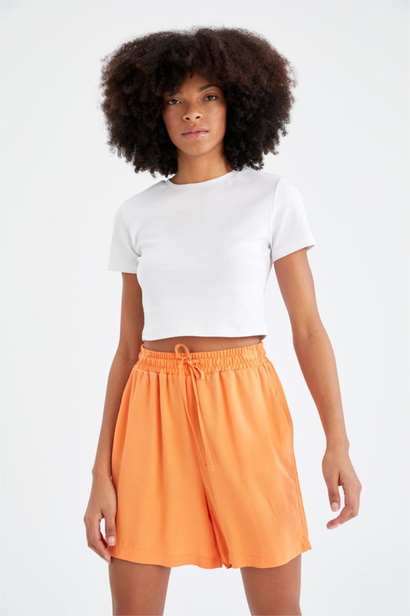 FEMME Orange Short en viscose à poches coupe décontractée
