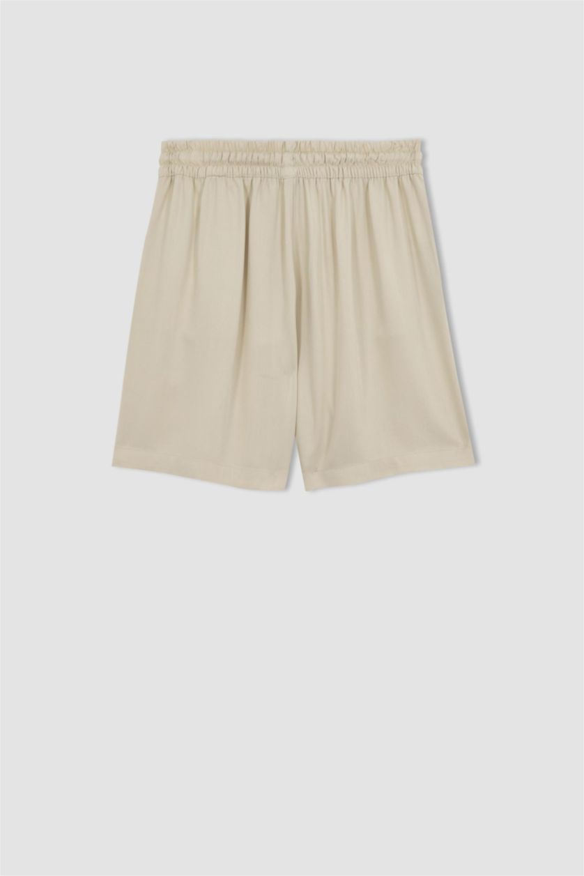 FEMME Beige Short en Viscose Taille normale à Coupe décontractée