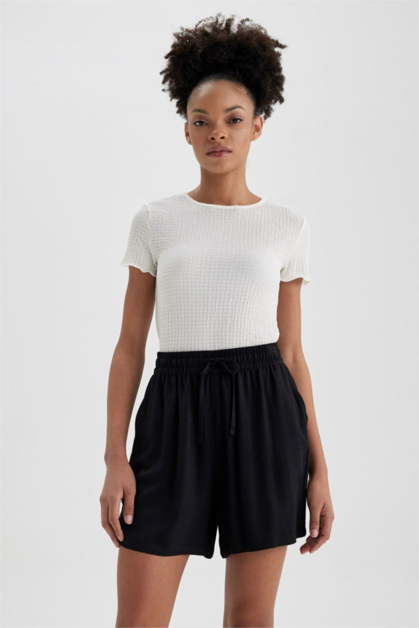 FEMME Noir Short en Viscose Taille normale à Coupe décontractée